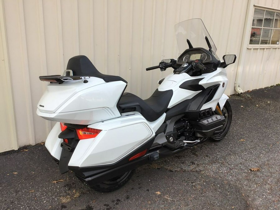 2020 Honda® Gold Wing Tour Automatic DCT Pearl Glare White