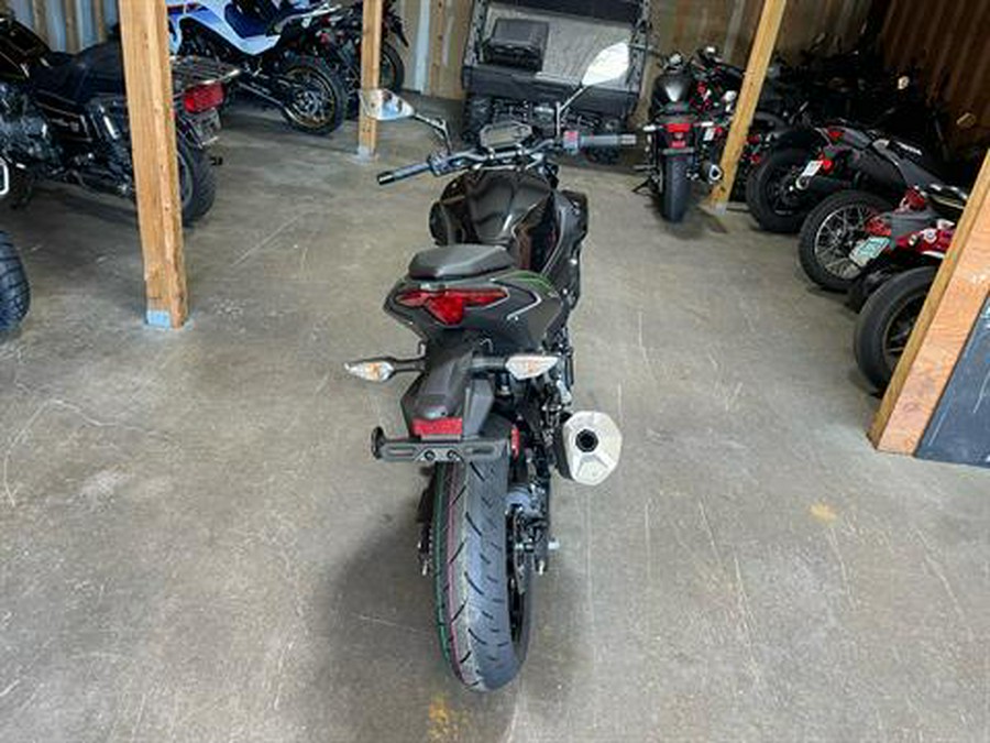 2025 Kawasaki Z500 ABS