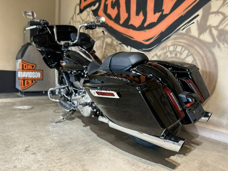 FLTRX 2025 Road Glide™