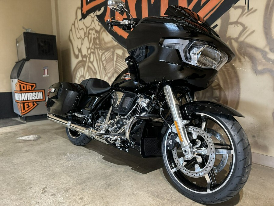 FLTRX 2025 Road Glide™