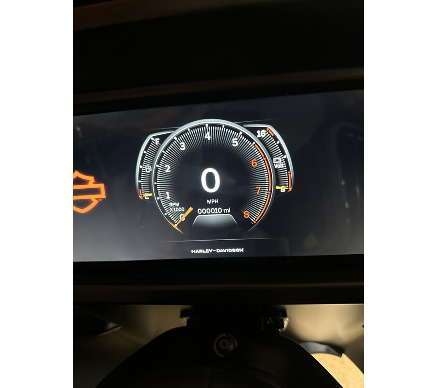 FLTRX 2025 Road Glide™