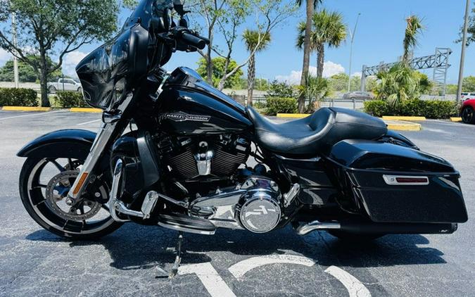 2021 Harley-Davidson FLHX - Street Glide