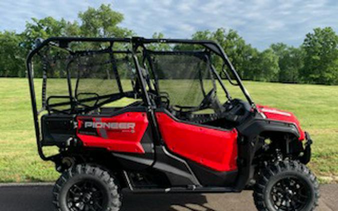 2024 Honda Pioneer 1000-5 Deluxe