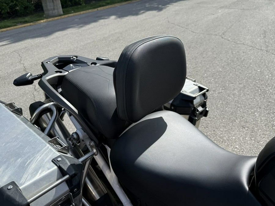 2023 Triumph Tiger 1200 Rally Explorer Matte Khaki Green