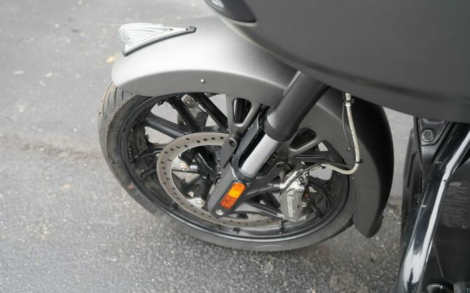 2023 Indian Motorcycle Challenger Titanium Smoke