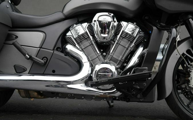 2023 Indian Motorcycle Challenger Titanium Smoke