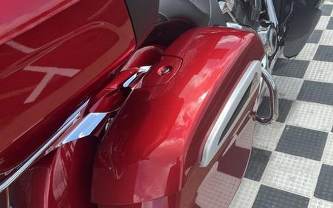 2024 Indian Motorcycle® Pursuit® Limited Sunset Red Metallic