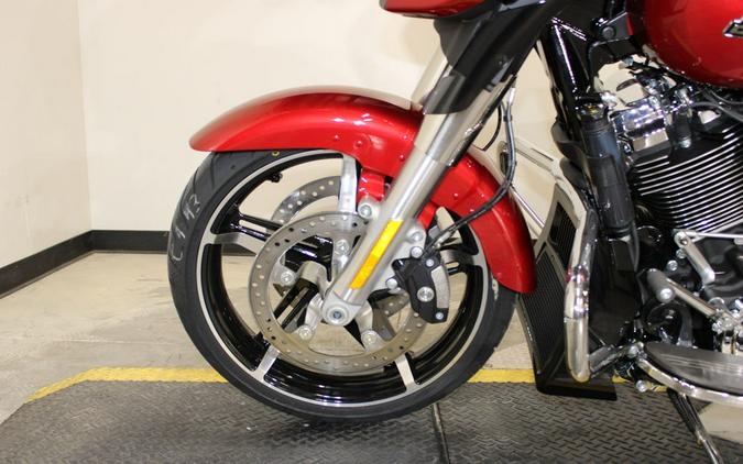 2025 Harley-Davidson® FLHX - Street Glide®