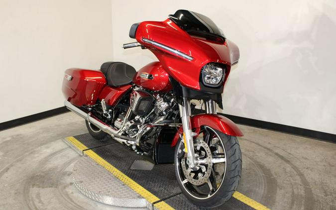 2025 Harley-Davidson® FLHX - Street Glide®