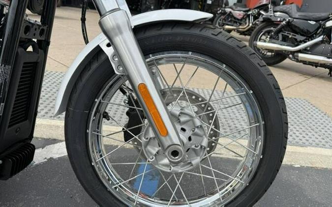 2026 Harley-Davidson® Super Glide® White Onyx Pearl