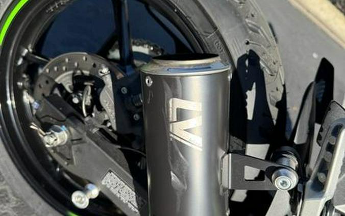 2024 Kawasaki Ninja® 500 KRT Edition SE ABS