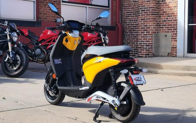 2023 Piaggio Piaggio 1 Active
