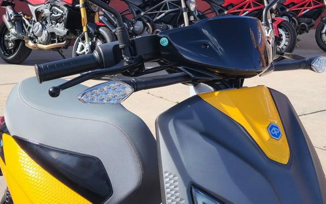 2023 Piaggio Piaggio 1 Active