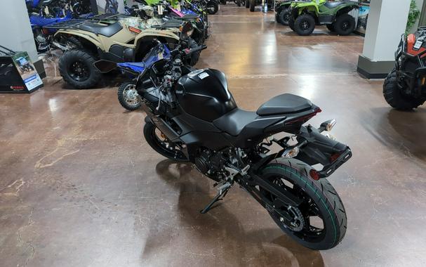 2026 Kawasaki Ninja® 500 Base