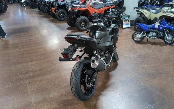 2026 Kawasaki Ninja® 500 Base