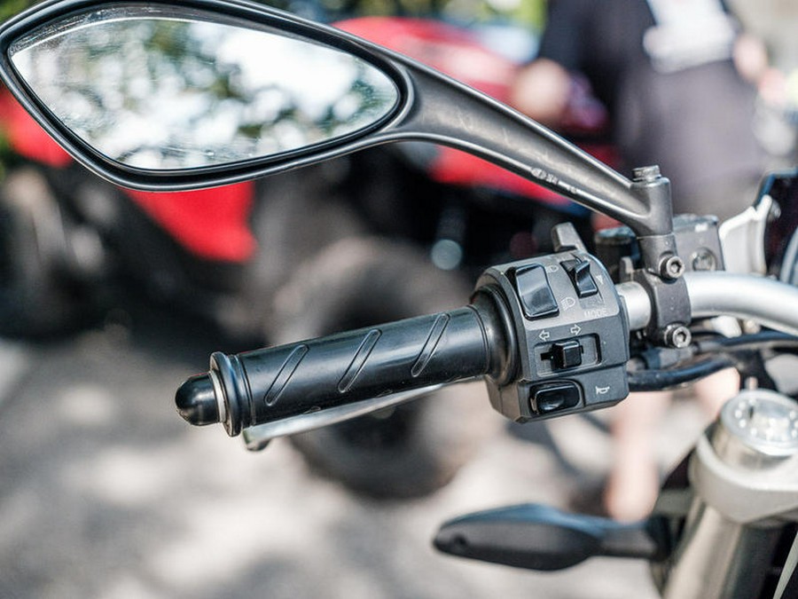 2014 Ducati Monster 696