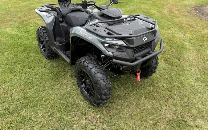 2027 CAN-AM OUTLANDER MAX XT 700