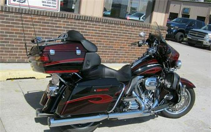 2013 Harley-Davidson FLHTCUSE8 CVO CVO