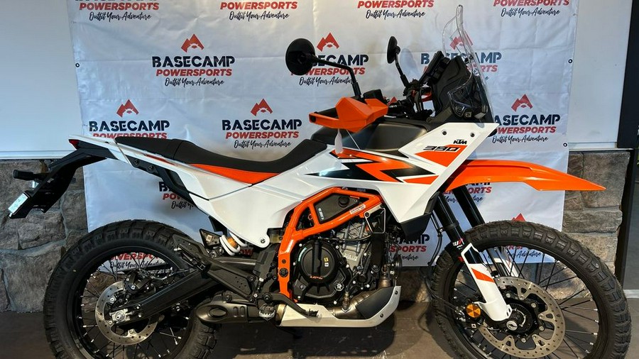 2025 KTM Adventure 390 R