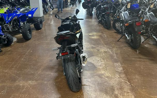 2026 Kawasaki Ninja® ZX™-6R Base