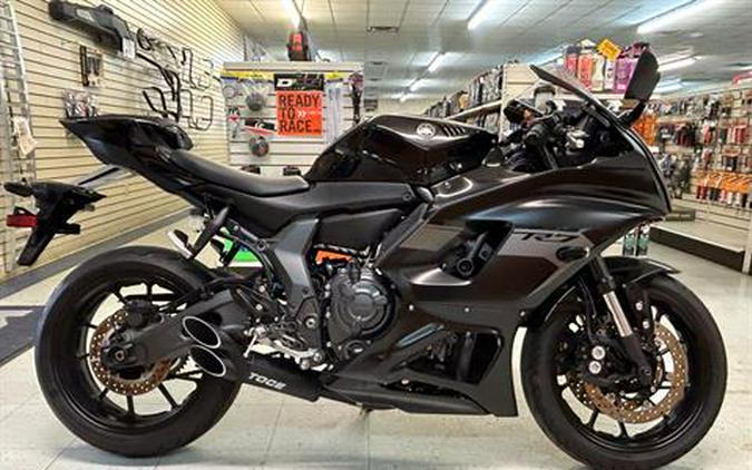 2025 Yamaha YZF-R7