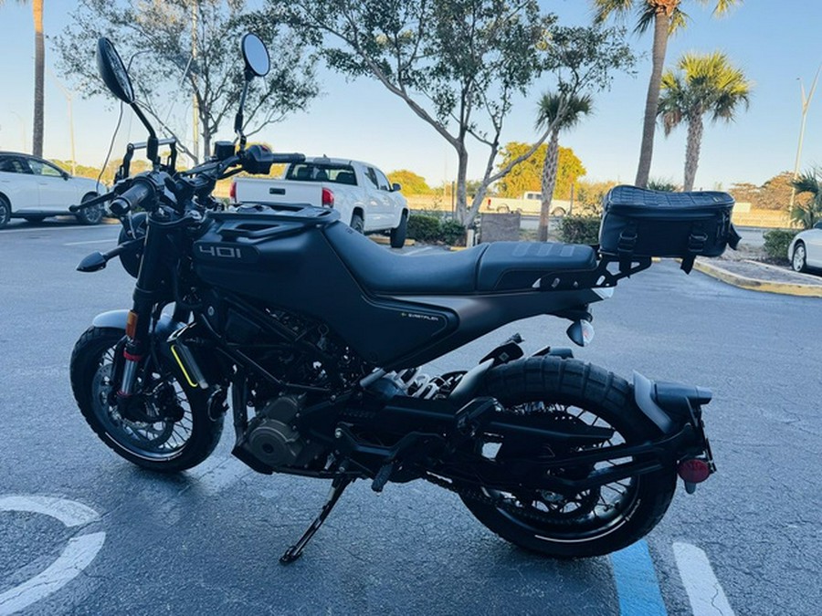 2023 Husqvarna SVARTPILEN 401