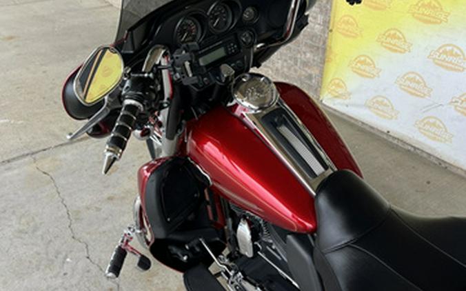 2013 Harley-Davidson FLHTCU Ultra Classic Electra Glide
