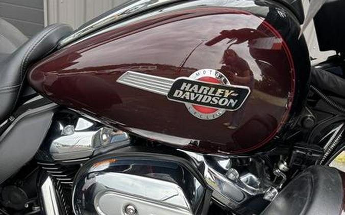 2022 Harley-Davidson® FLHTCUTG - Tri Glide® Ultra