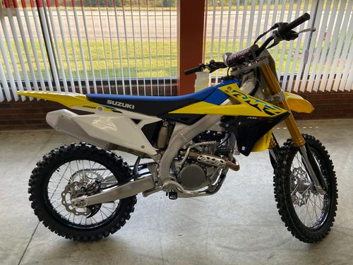 2022 Suzuki RM-Z250 Review [The Playful Motocross Racebike]