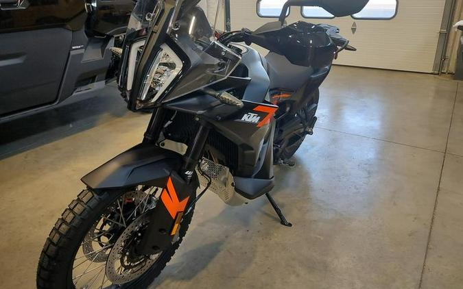 2024 KTM 790 Adventure