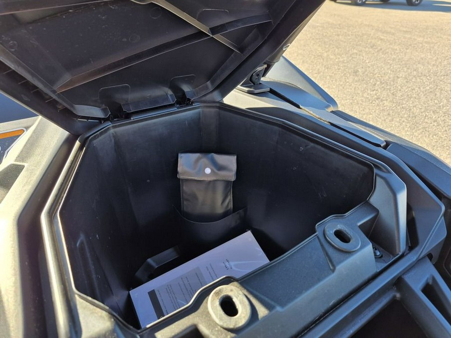 2026 Can-Am® Commander MAX XT-P