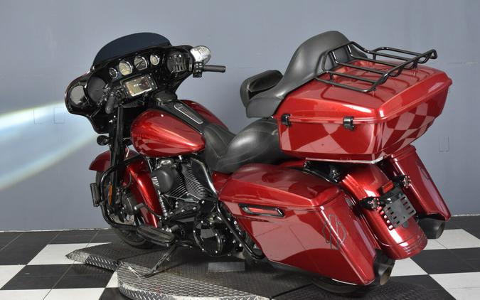 2018 Harley-Davidson Street Glide Special