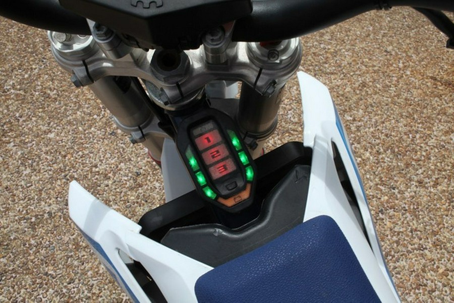 2022 Husqvarna EE 5