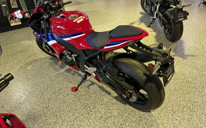 2026 Honda CBR1000RR-R Fireblade SP