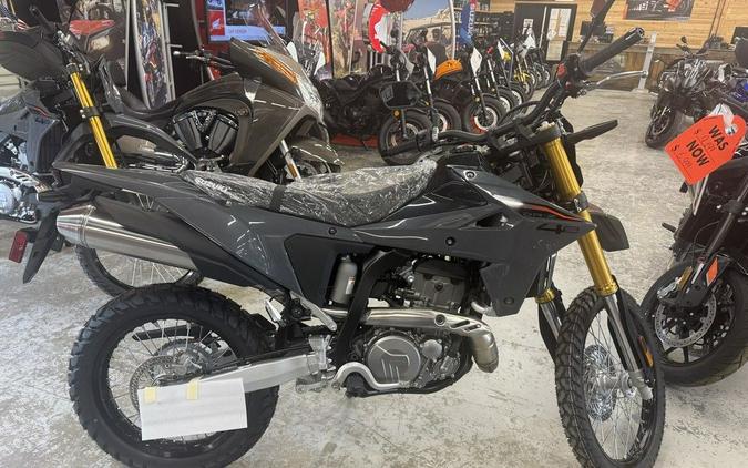 2025 Suzuki DR-Z 4S