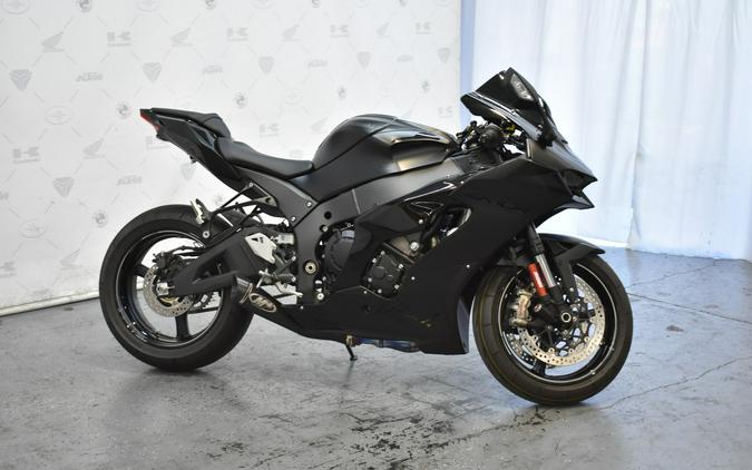 2025 NINJA ZX-10R - Kawasaki