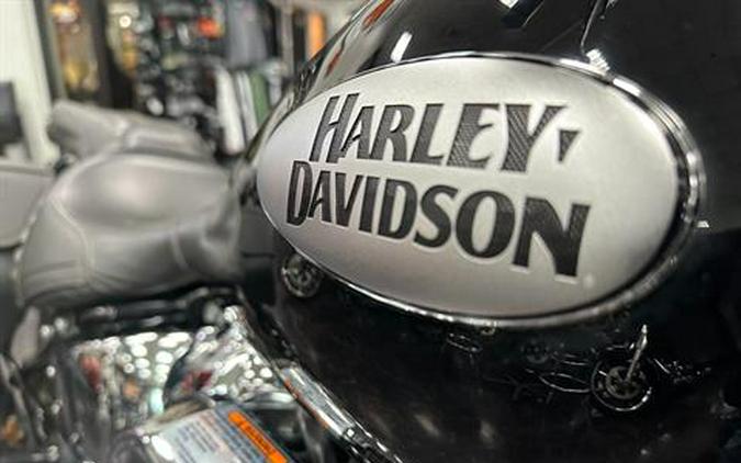 2022 Harley-Davidson Heritage Classic 114