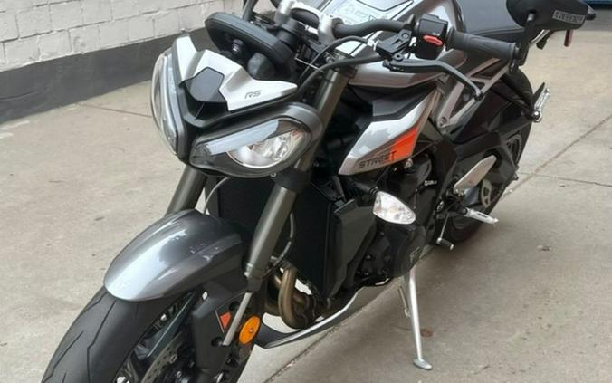 2024 Triumph Street Triple 765 RS Silver Ice