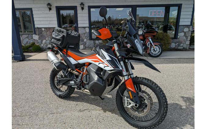 2019 KTM 790 Adventure & 790 Adventure R – First Ride