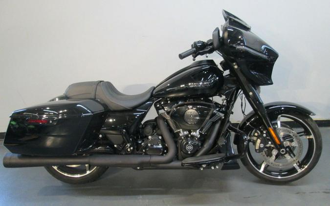 2024 Harley-Davidson® FLHX - Street Glide®