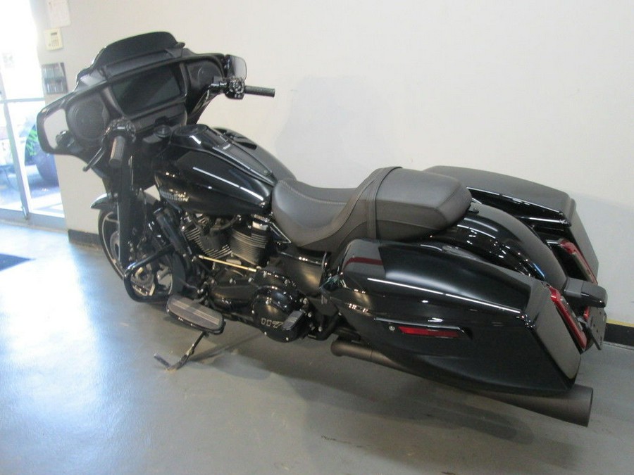 2024 Harley-Davidson® FLHX - Street Glide®