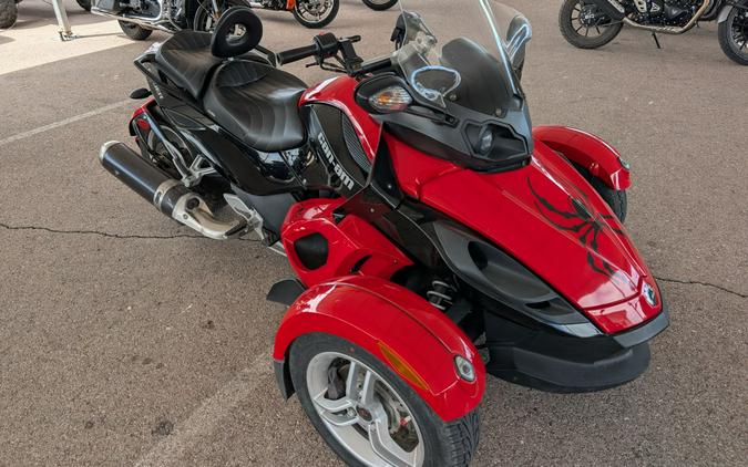2009 Can-Am Spyder™ GS Roadster with SE5 Transmission (semi auto)