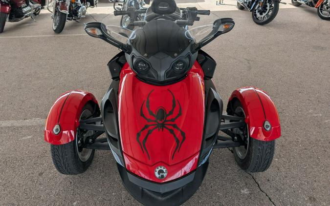 2009 Can-Am Spyder™ GS Roadster with SE5 Transmission (semi auto)