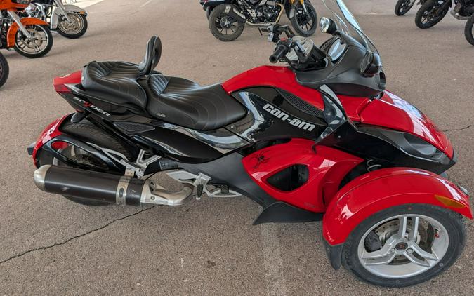 2009 Can-Am Spyder™ GS Roadster with SE5 Transmission (semi auto)