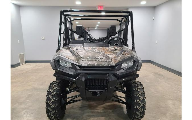 2025 Honda Pioneer 1000-6 Deluxe Crew