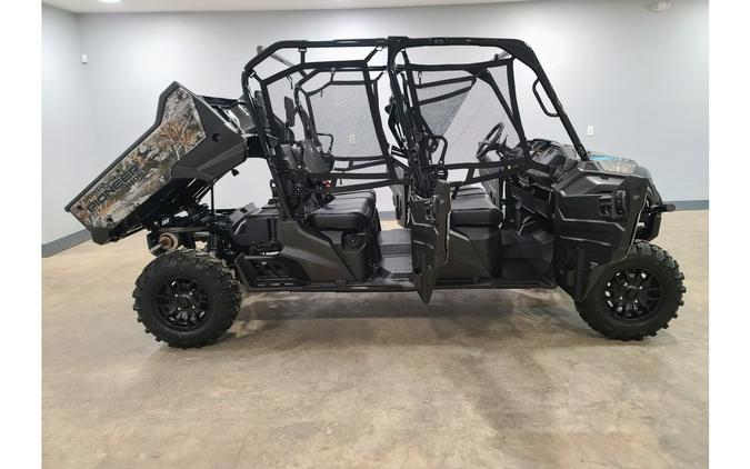 2025 Honda Pioneer 1000-6 Deluxe Crew