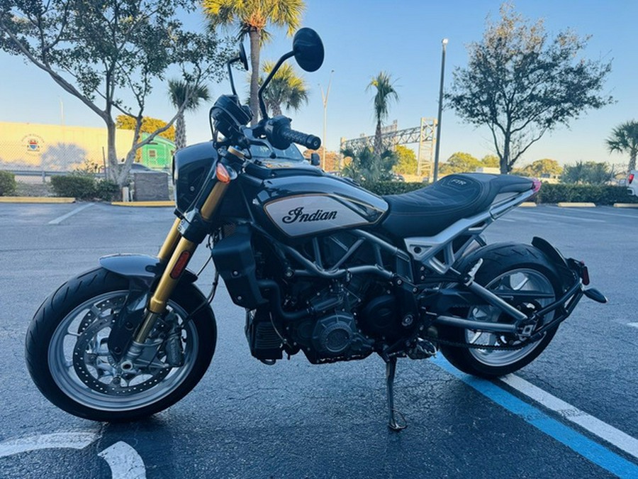 2023 Indian FTR R Carbon Carbon Fiber