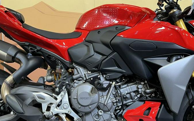 2025 Ducati Streetfighter V2 S