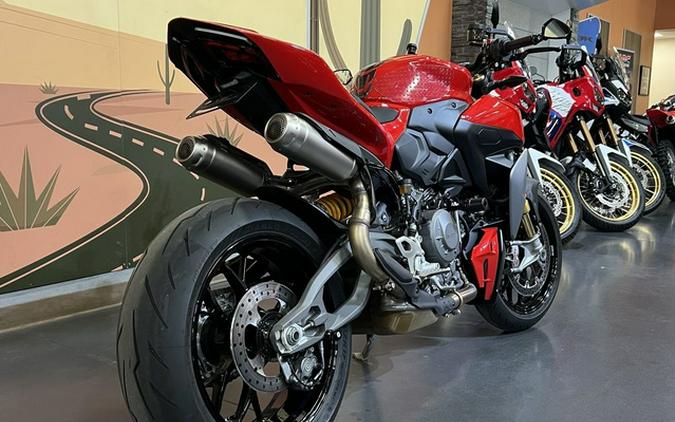 2025 Ducati Streetfighter V2 S