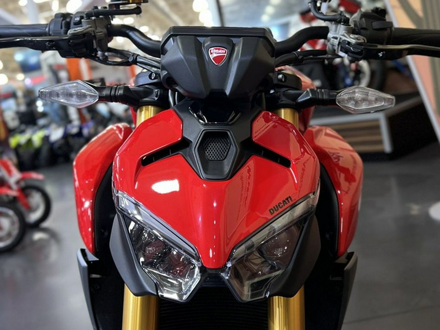 2025 Ducati Streetfighter V2 S